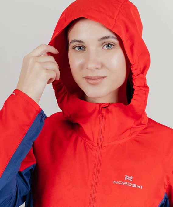 Ветровка Nordski Run (женская) (M, 900 Красный)