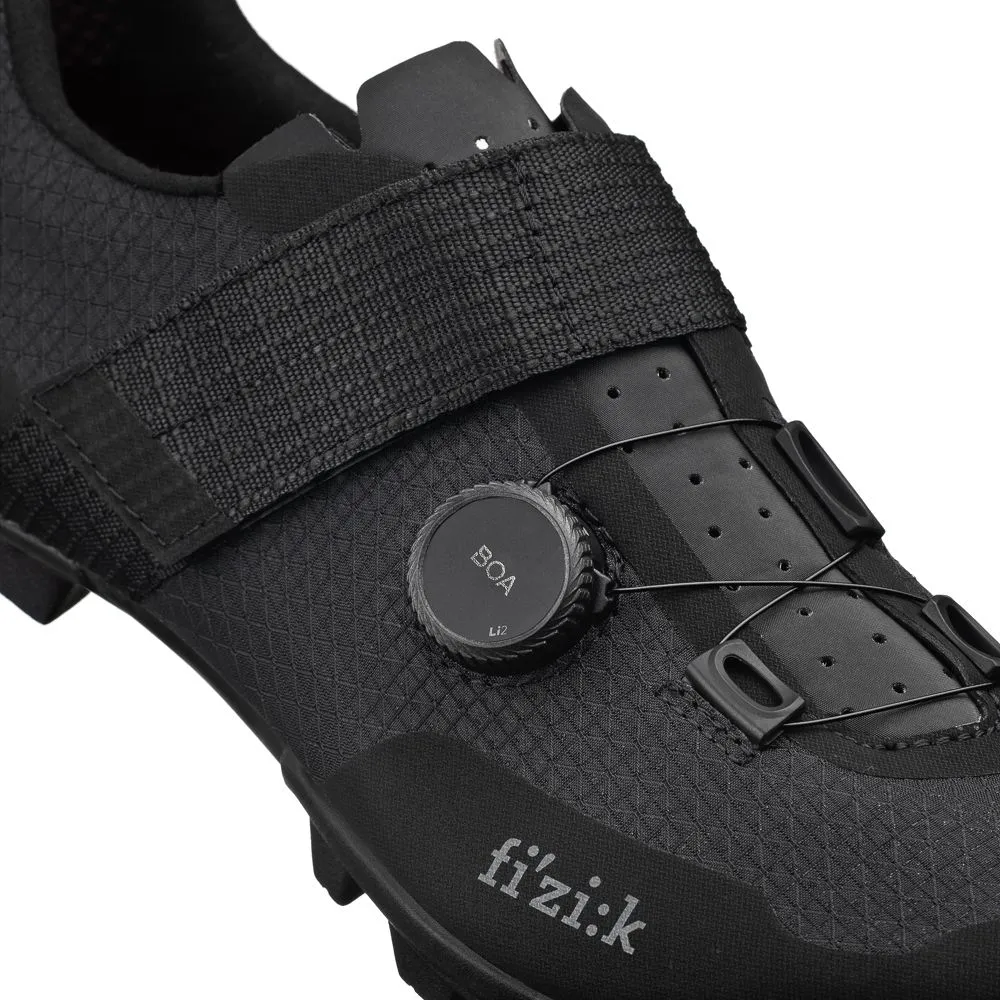 Велотуфли MTB Fizik VENTO FEROX CARBON (41, Черный)