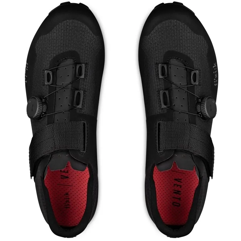 Велотуфли MTB Fizik VENTO FEROX CARBON (41, Черный)